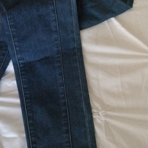 Soho Women's Jeans - Picture 2 of 7